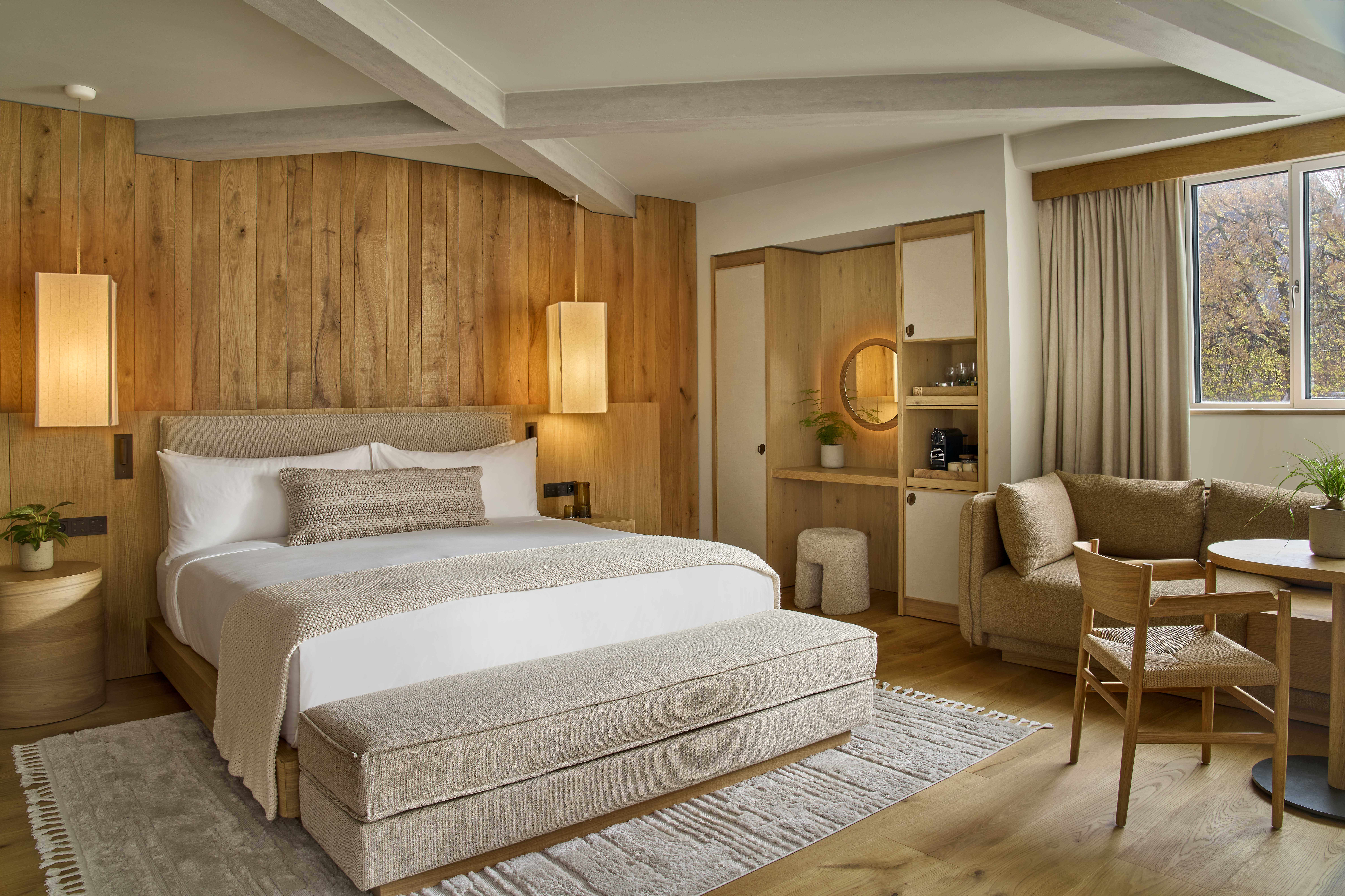 1CPH_Junior_suite_bed_2